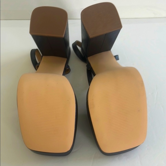 JustFab Women Navy Blue Block Heel Sandals Vintage Platform Pumps Shoes Size 10 - Picture 6 of 7